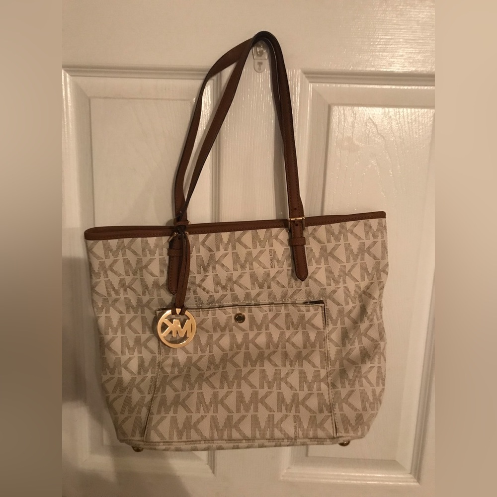 Michael Kors Purse- gently worn, good condition